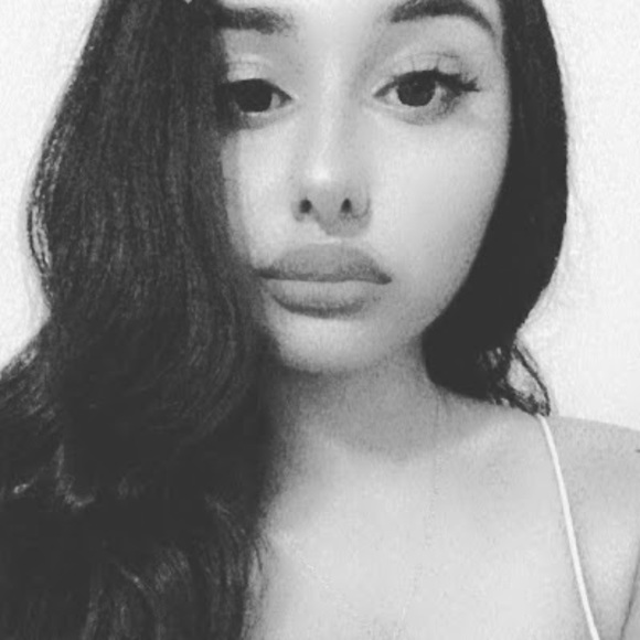 Meet your Posher, Simran - Picture 1 of 1